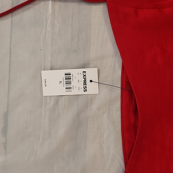 Express Red Women's Top - Picture 2 of 8